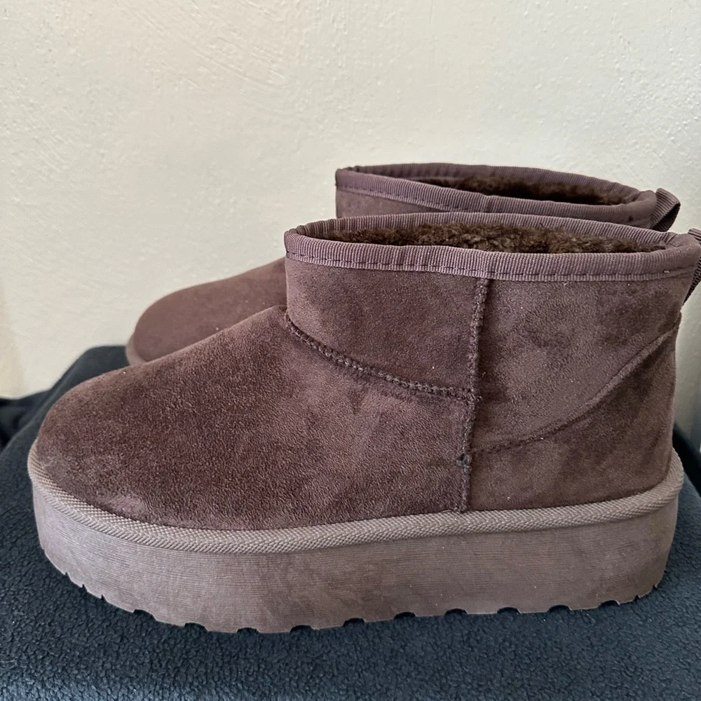 Mudd Faux Fur Lined Platform Ankle Booties